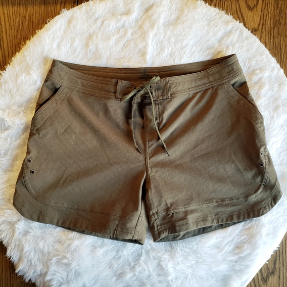 Prana Shorts Prana Nwt Ebelie Board Shorts Cargo Green Large Poshmark